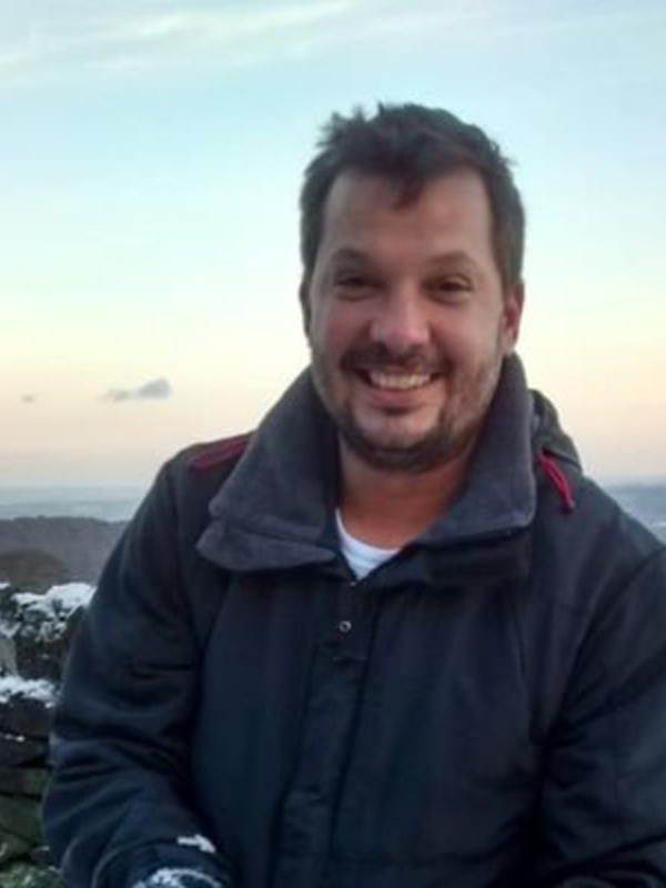 Dr Fabio Matos