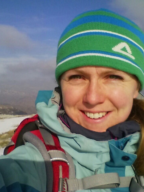 Dr Elli Warren-Thomas